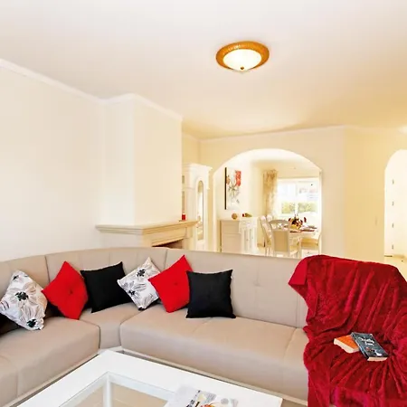 Townhouse Moreton By Algarve Vacation * Portimão