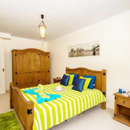 Townhouse Moreton - Moradia Com Jacuzzi E Piscina - 포티마오
