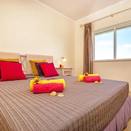 Dom wakacyjny Townhouse Moreton By Algarve Vacation *