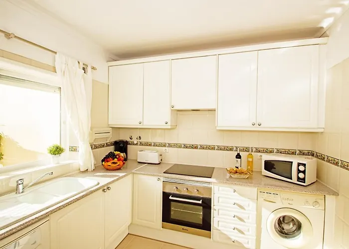 Townhouse Moreton By Algarve Vacation * 波尔蒂芒