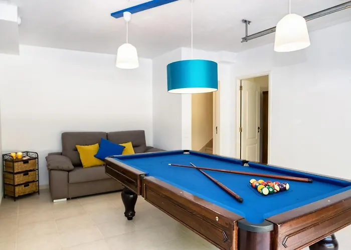 Townhouse Moreton By Algarve Vacation 波尔蒂芒