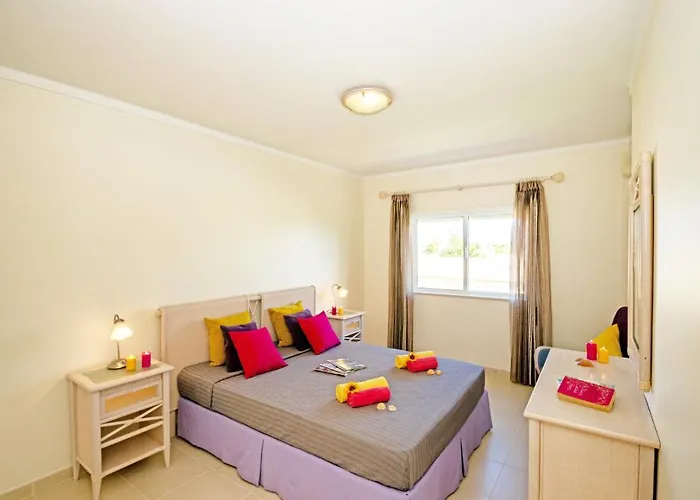 Townhouse Moreton By Algarve Vacation